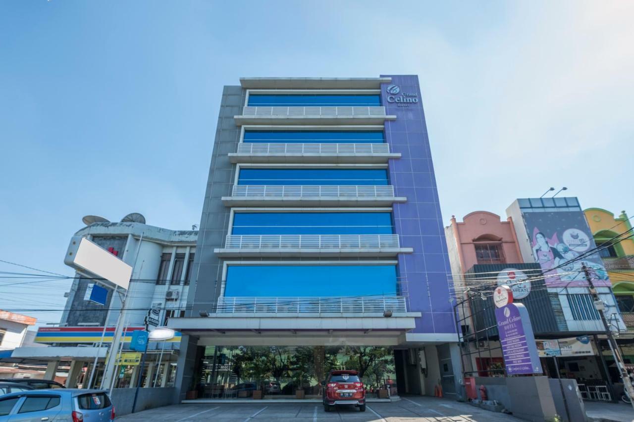 Collection O 1279 Hotel Grand Celino Makassar Exterior foto